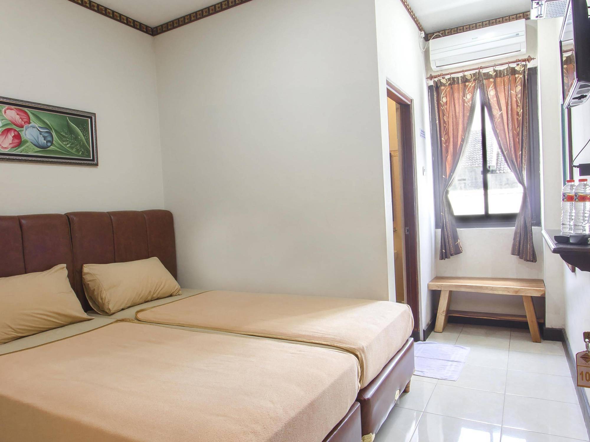 Tasik Jogja Hotel Yogyakarta Exteriér fotografie